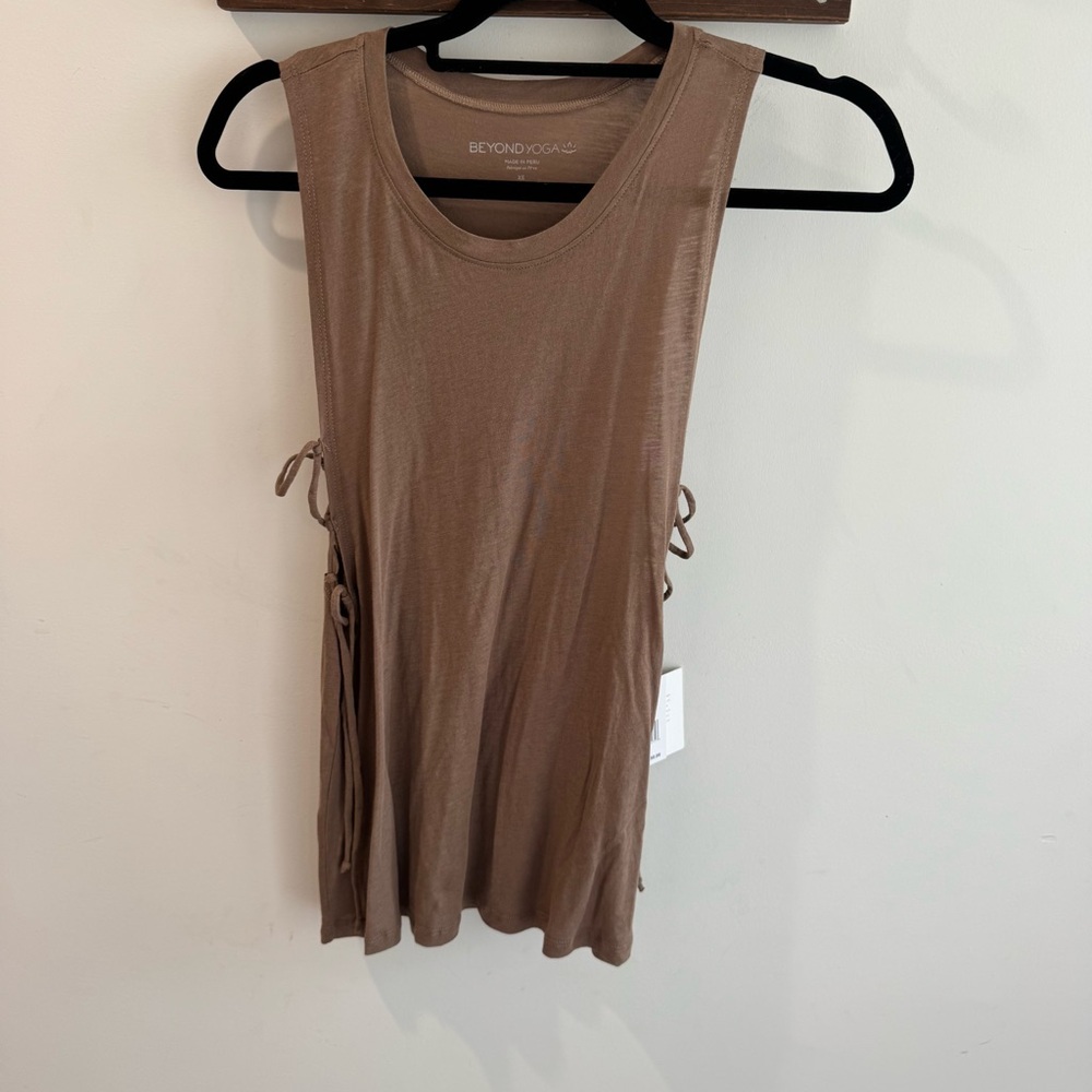 NWT Beyond Yoga Brown Side Tie Tank Top XS‎